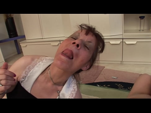 ❤️ Ogogo ababili nomkhulu oyedwa banabathathu ❤❌  ku-zu.porn-93.ru